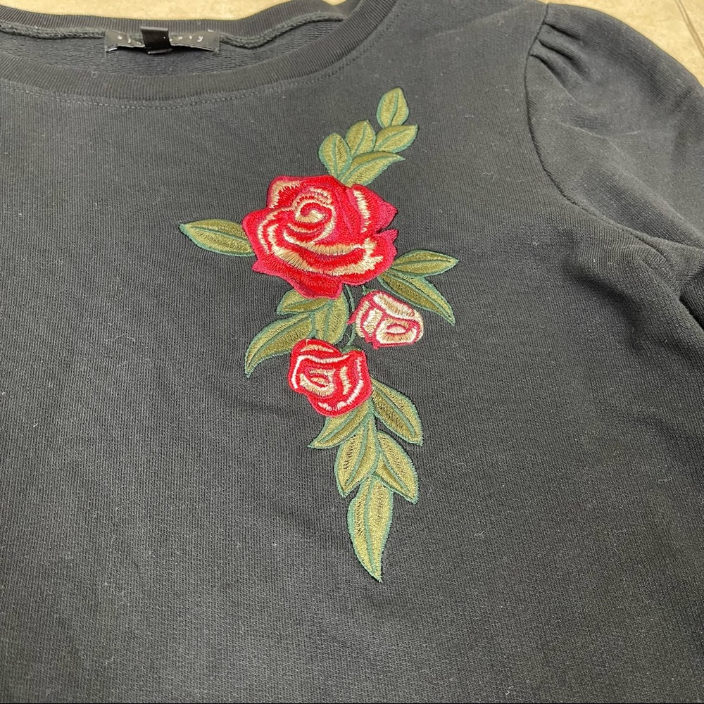 Sanctuary Black Puff Shoulder Flower 🌹 Embroidered Pullover‎ Sweater Size Small - Picture 9 of 11